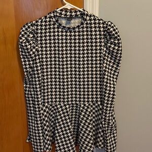 SHEIN Black and White Houndstooth Blouse